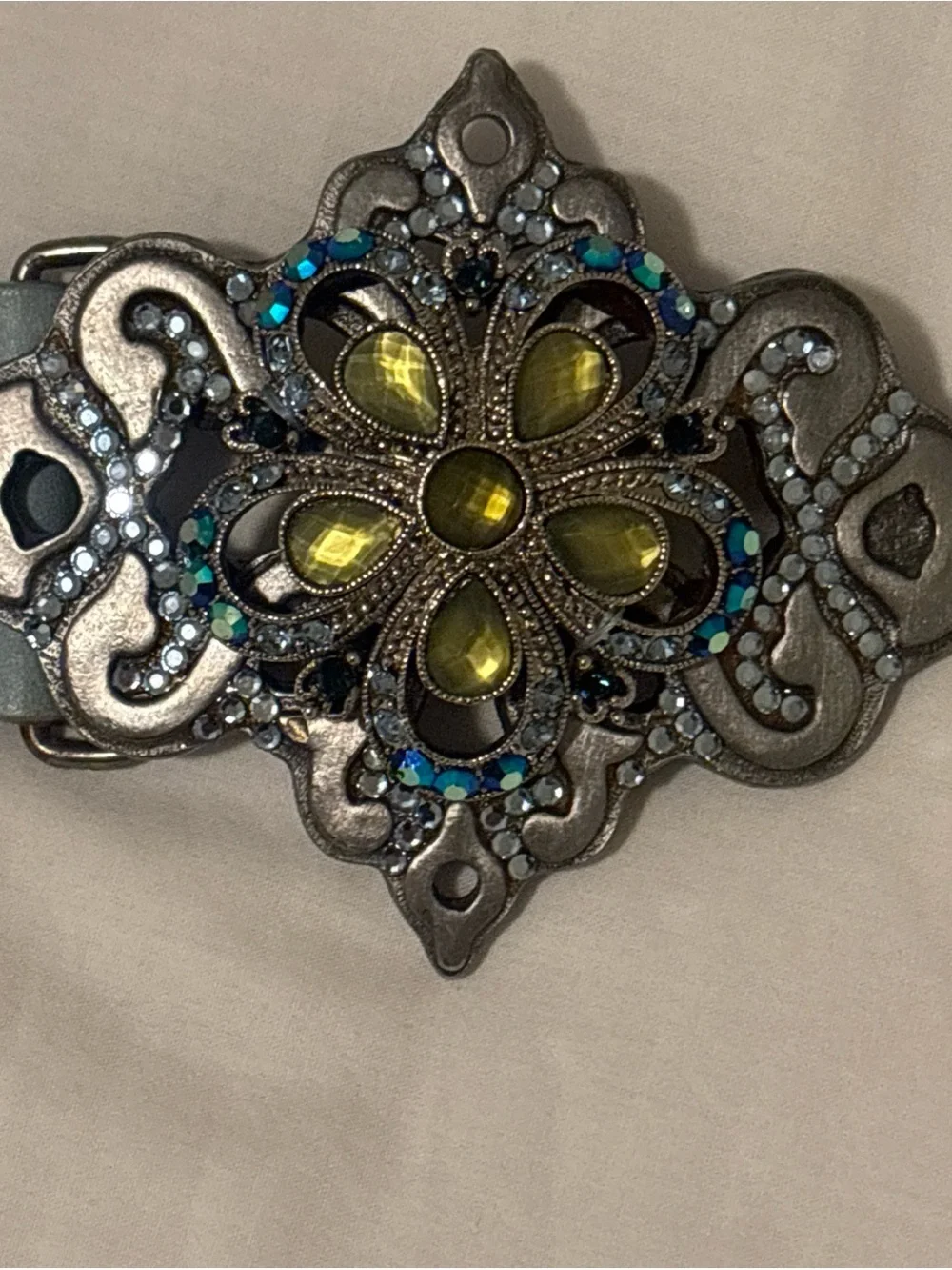 Women’s Streets Ahead Blue Silver Jeweled Buckle Leather Belt Size Medium 36676